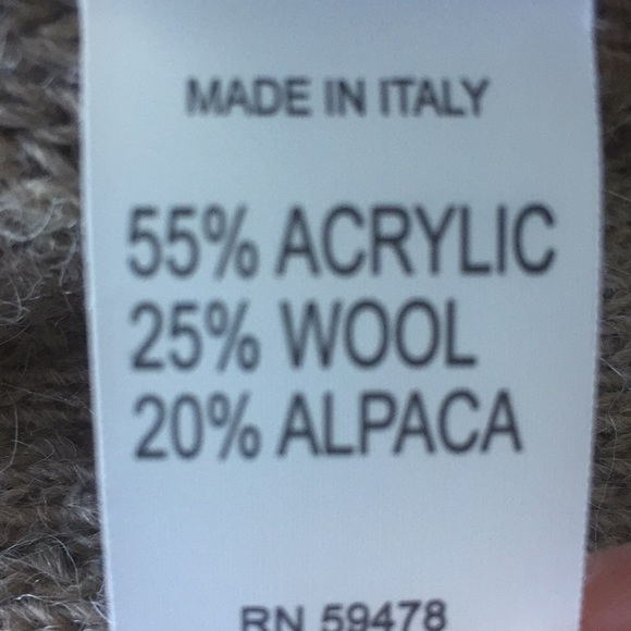 St.ambecco cowl neck sweater BNWT Size Medium - Picture 6 of 7